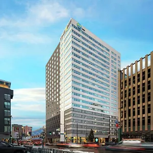 https://home2-suites-by-hilton-denver-downtown-convention-center.seedenverhotels.com