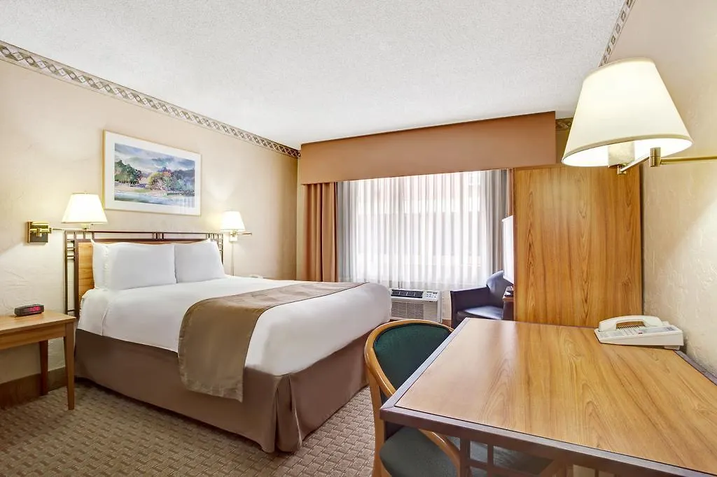 Travelodge By Wyndham Seattle By The Space Needle United States