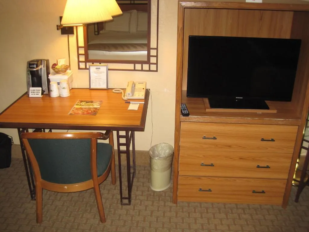 Travelodge By Wyndham Seattle By The Space Needle