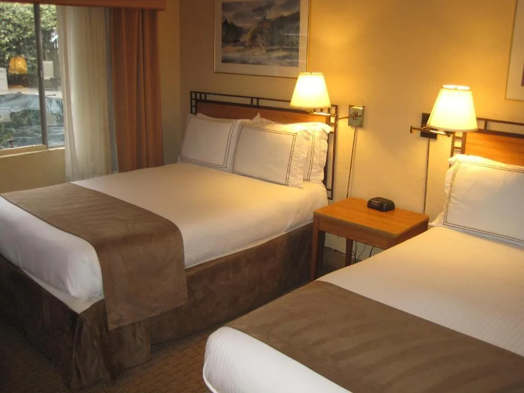 Travelodge By Wyndham Seattle By The Space Needle 2*,